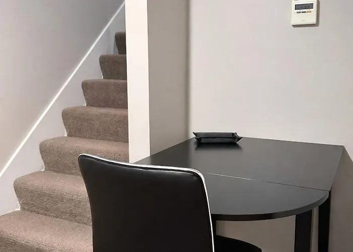 Flexhome West Town - Spacious 2br Duplex - Sleeps 8 Appartement Chicago
