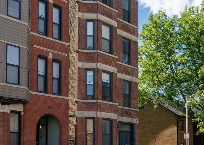 Flexhome West Town - Spacious 2br Duplex - Sleeps 8 Chicago